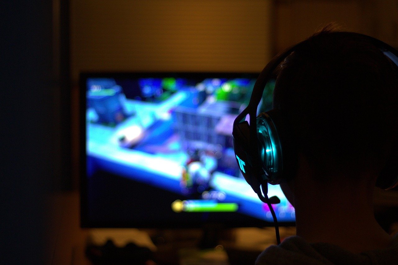 Is It Still Safe to Use a Fortnite Hack in 2025? What You Need to Know