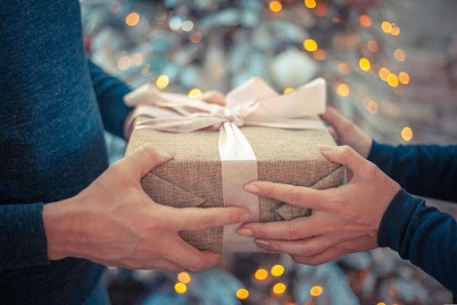 TOP 7 premium gift sets for customers and teams during the festive season