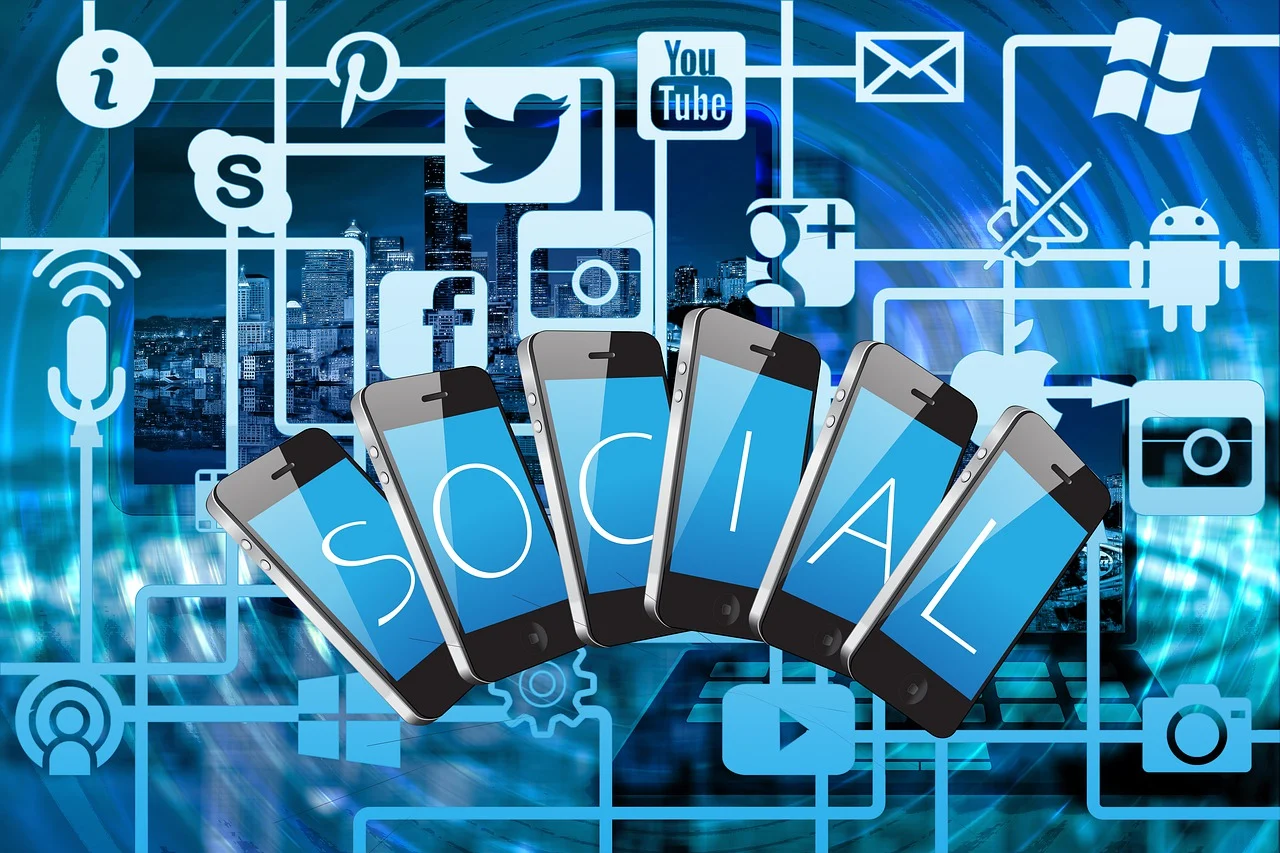 The Difference Between Organic vs Paid Social Proof